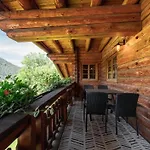Luxury Biochalet Charles Apartment *
