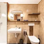 Luxury Biochalet Charles 아파트