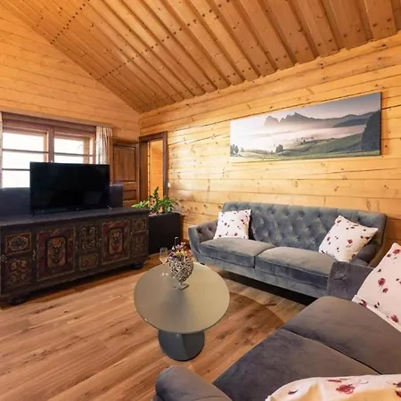 Luxury Biochalet Charles